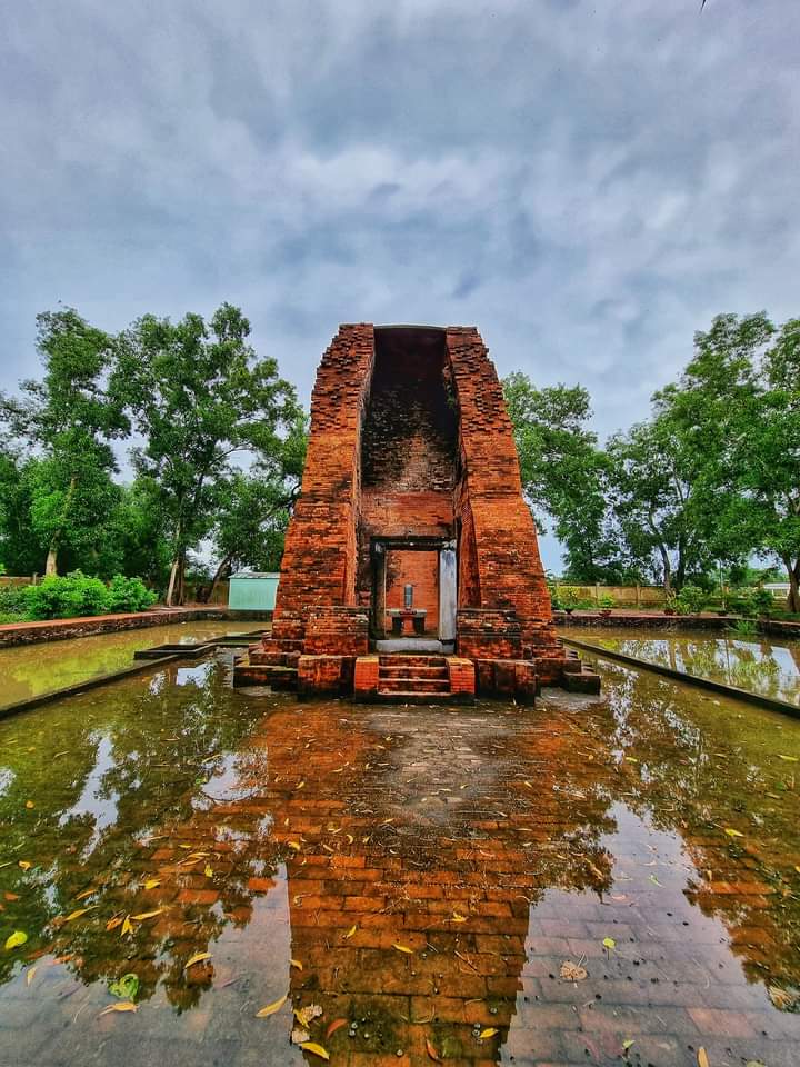 Tháp Vĩnh Hưng