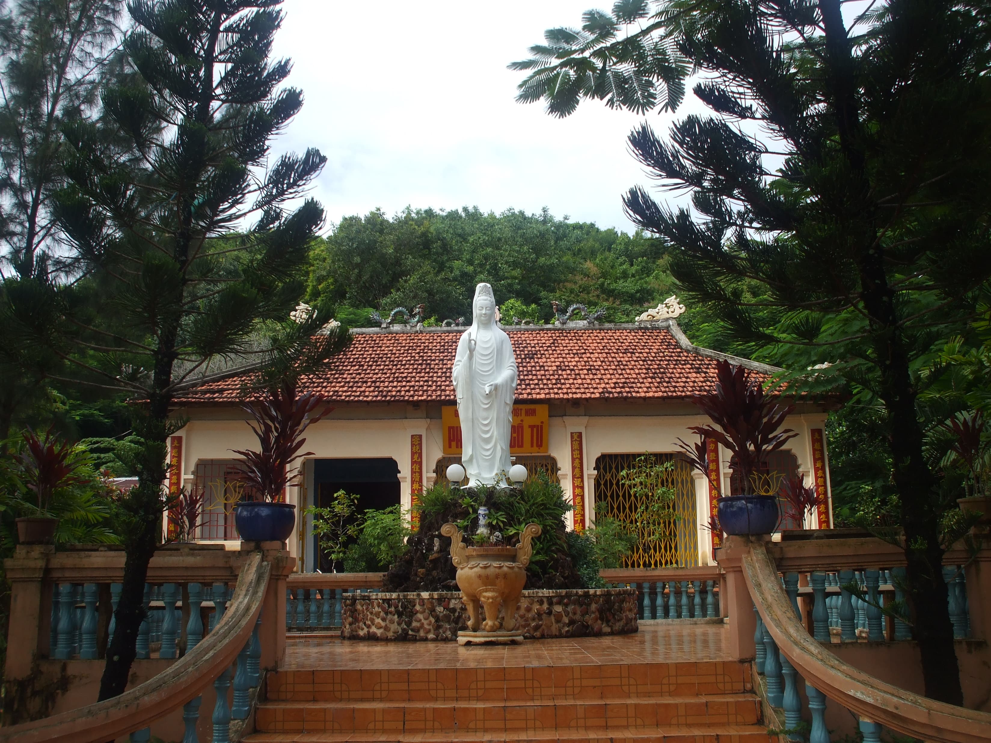 Phù Dung cổ tự