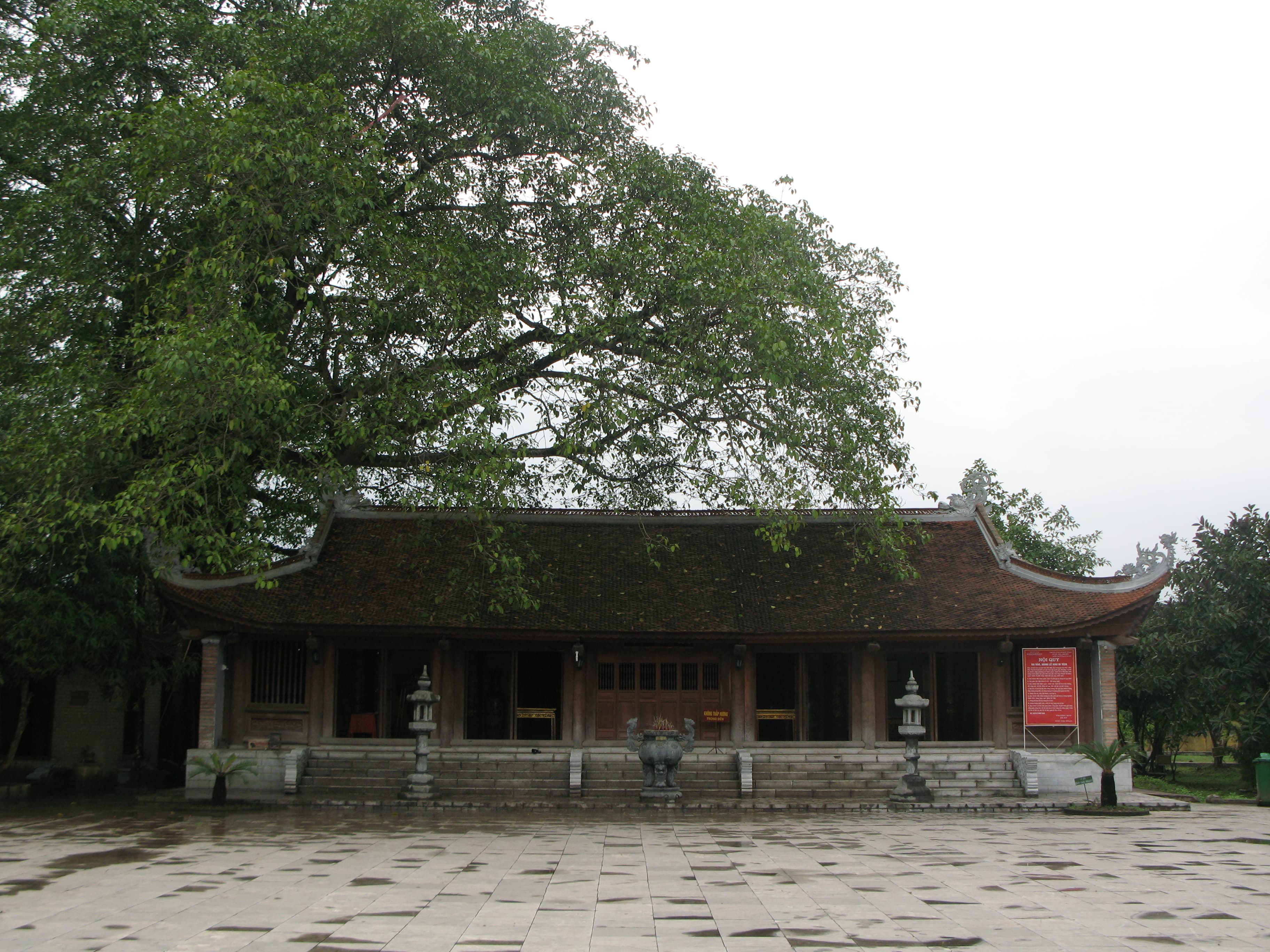 Đền Địa Mẫu