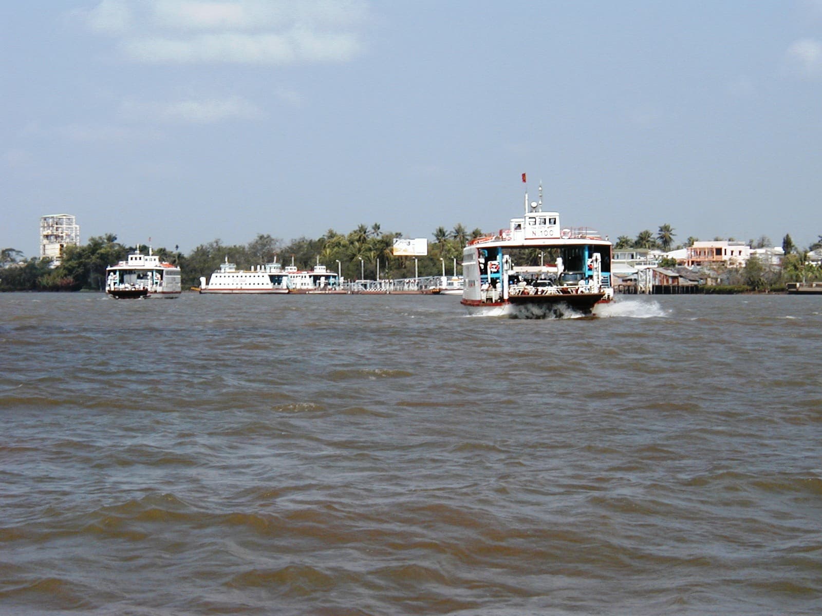 Bến phà Rạch Miễu cũ